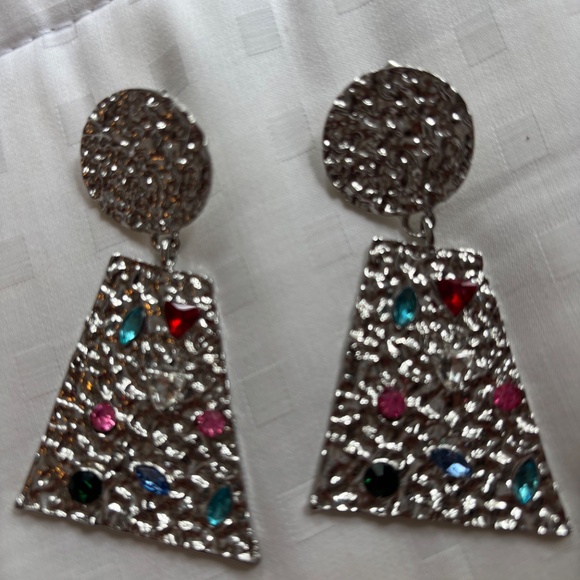 Trendy earrings - Picture 2 of 2